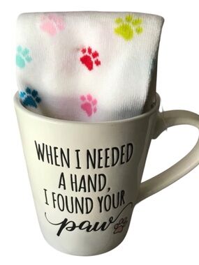 Dei Dog Mug & Matching Socks Set “When I Needed a Hand I Found Your Paw” 3.5x4